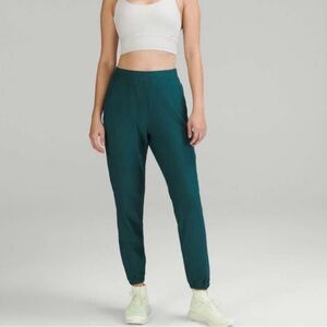 Lululemon Adapted State High Rise Fleece Jogger in Green Jasper Women's 4